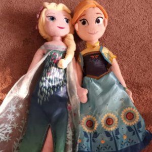 Elsa and Anna Frozen Fever plushes